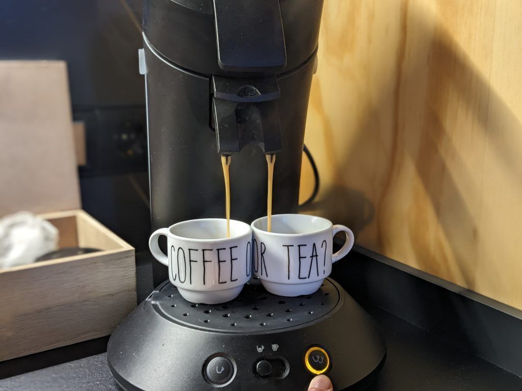 Una cafetera de cápsulas casa nornore
