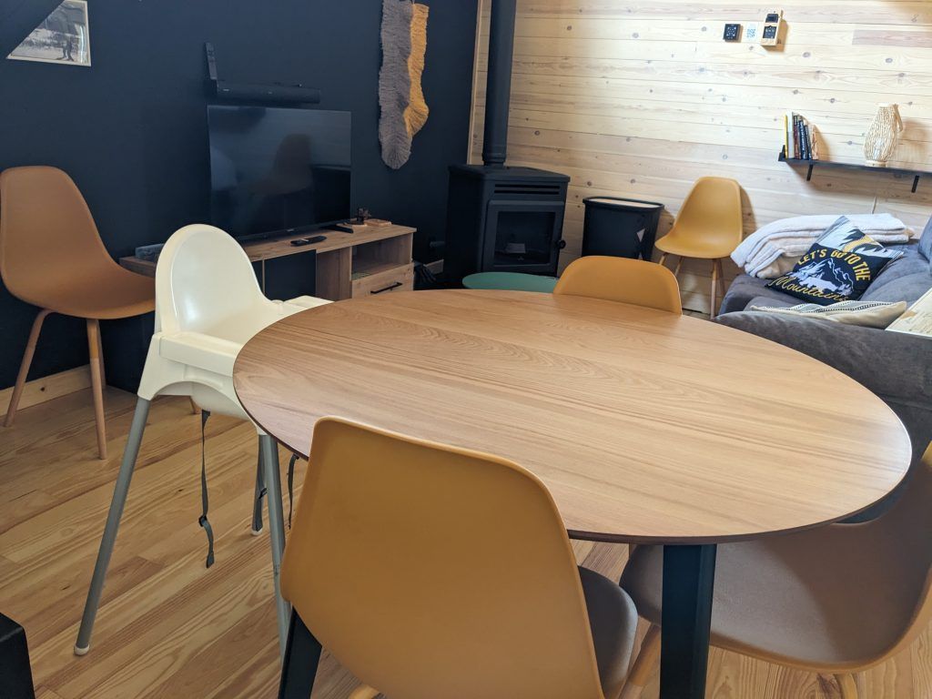 comedor con trona Casa Nornore