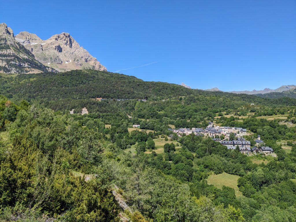 Piedrafita de Jaca desde lo alto, Casa Nornore